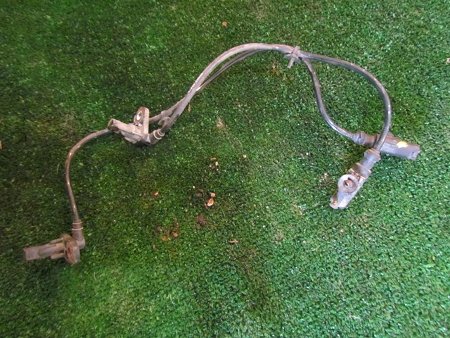 2008 Infiniti G35xS Rear ABS Sensor 