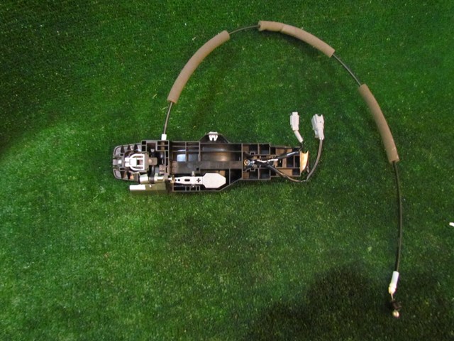 2014 Nissan Juke Nismo RS Front RH Exterior Door Handle