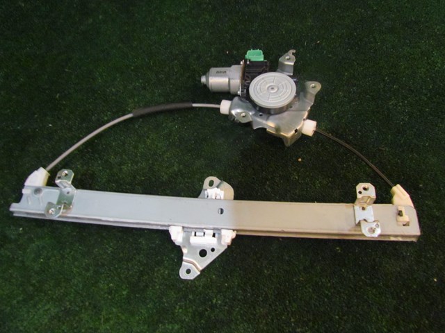2014 Nissan Juke Nismo RS Front LH Window Motor & Regulator