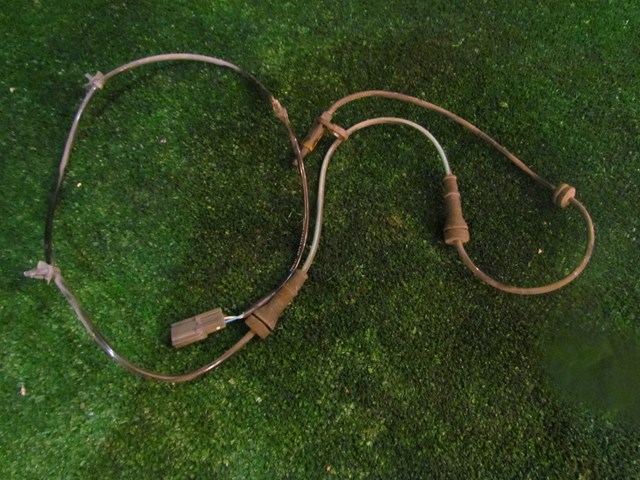 2014 Nissan Juke Nismo RS Front RH ABS Sensor 47910 1KAoA