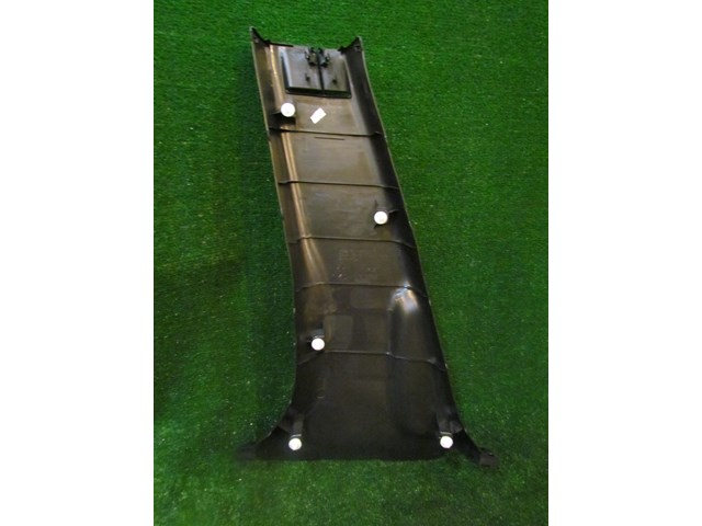 2014 Nissan Juke Nismo RS RH Lower B Pillar Trim Panel 76915 1KA0B