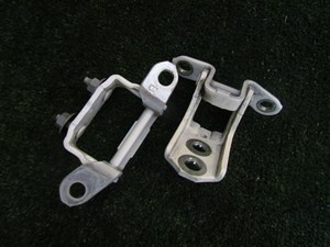 2014 Nissan Juke Nismo RS Rear LH Driver Door Hinges
