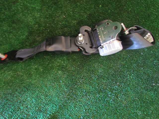 2014 Nissan Juke Nismo RS Rear LH Driver Seat Belt & Buckle