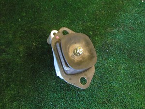 2014 Nissan Juke Nismo RS RH Passenger Transmission Bracket