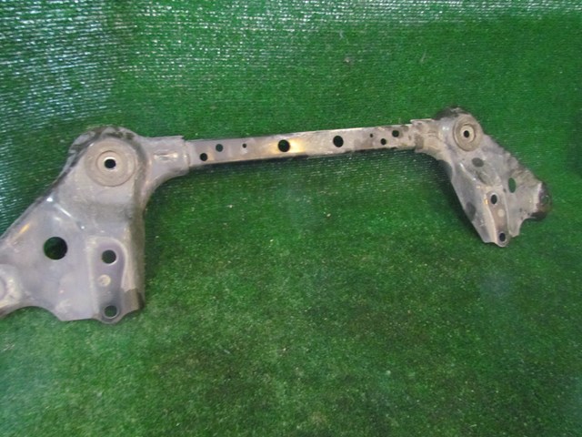 2014 Nissan Juke Nismo RS Front Subframe Stay