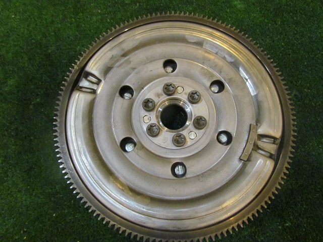 14 Nissan Juke Nismo Rs Mt Flywheel In Avon Mn Pb 2924