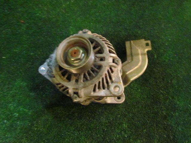 2005 Infiniti G35 Coupe Alternator 23100 CD010 in Avon, MN 56310 PB#293015