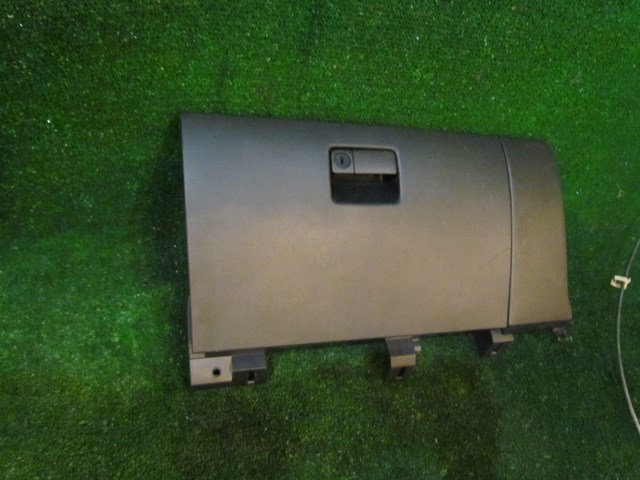 2005 Infiniti G35 Coupe RH Passenger Glove Box