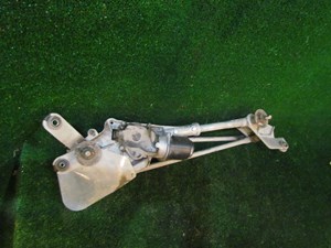 2005 Infiniti G35 Coupe Windshield Wiper Motor