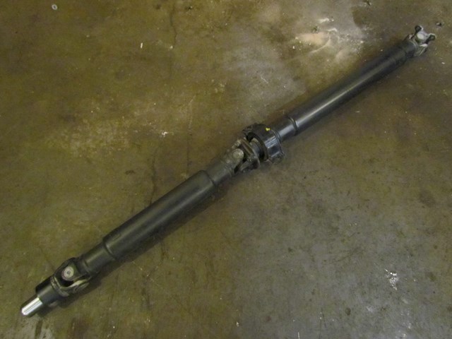 2005 Infiniti G35 Coupe AT RWD Driveshaft