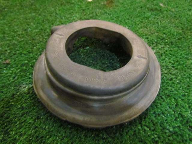 2005 Infiniti G35 Coupe Coil Spring Bushing Bottom