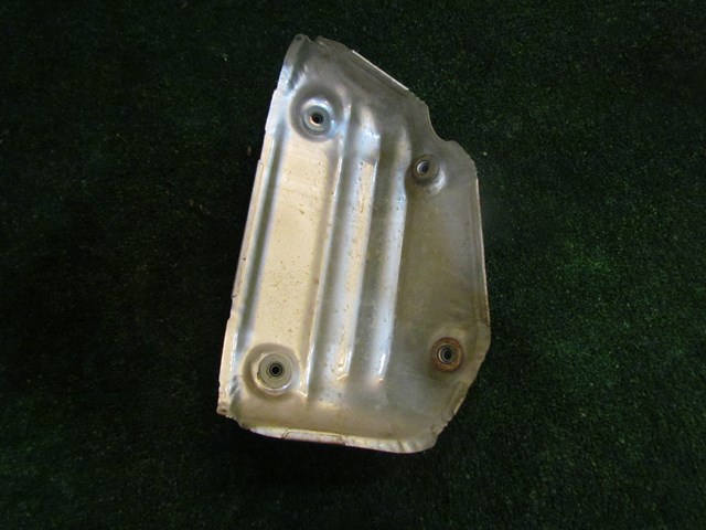 2005 Infiniti G35 Coupe LH Driver Exhaust Manifold Heat Shield