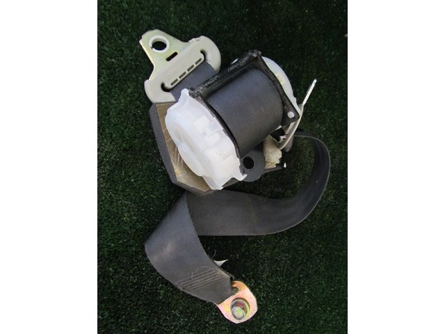 2005 Infiniti G35 Coupe Rear LH Driver Seat Belt