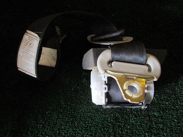 2005 Infiniti G35 Coupe Rear LH Driver Seat Belt