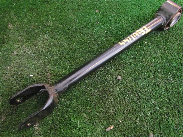 2005 Infiniti G35 Rear Driver LH Trailing Arm