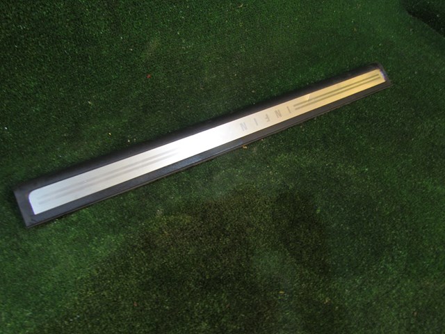 2005 Infiniti G35 Coupe RH Passenger Door Sill Kick 76894 AM800