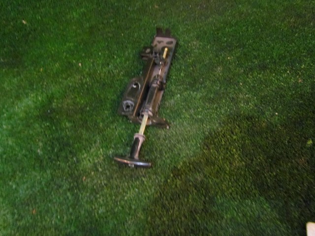 2005 Infiniti G35 Coupe Rear Seat Back Release