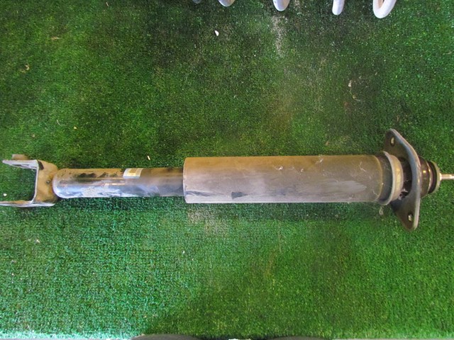 2005 Infiniti G35 Coupe Rear RH Strut Shock Absorber OEM 56210 CD701