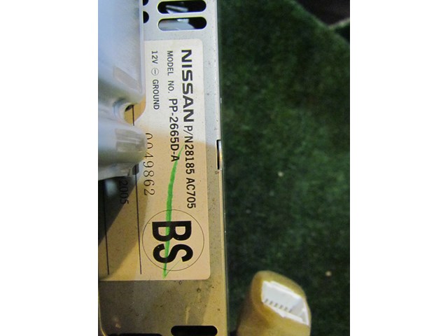 2005 Infiniti G35 Coupe Radio Assy w/Cubby & Mount 28185 AC705