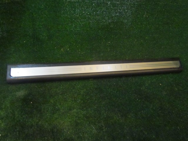 2005 Infiniti G35 Coupe MT Passenger Door Sill Plate 76894 AM800