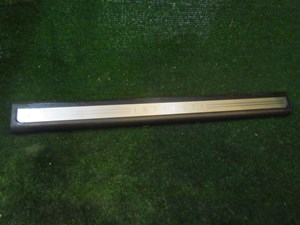 2005 Infiniti G35 Coupe MT Passenger Door Sill Plate 76894 AM800