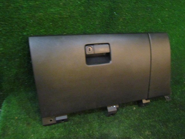 2005 Infiniti G35 Coupe Glove Box 68108 AM601