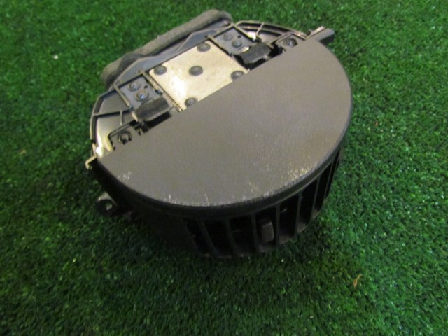 2005 Infiniti G35 Coupe Inner LH Dash Vent