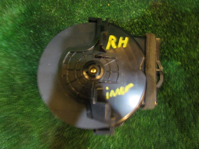 2005 Infiniti G35 Coupe RH Inner Dash Vent 