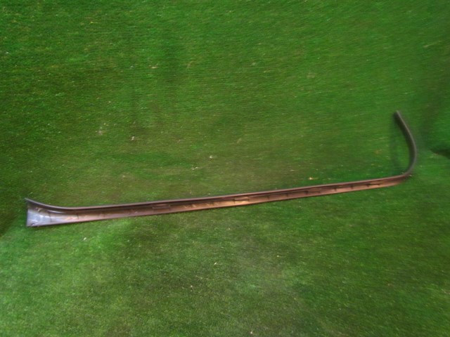 2005 Infiniti G35 Coupe RH Passenger Door Sill Kick 76951 AM800