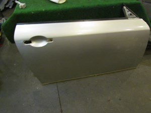 2005 Infiniti G35 Coupe RH Passenger Door Shell