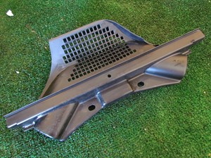 2014 Nissan 370z Wiper Cowl Upper Cover Trim OEM 66810 1EA0A