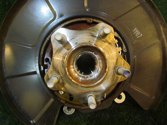 2014 Nissan 370z Nismo Rear LH Driver Spindle