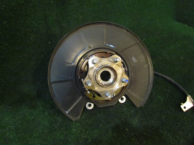 2014 Nissan 370z Nismo Rear LH Driver Spindle