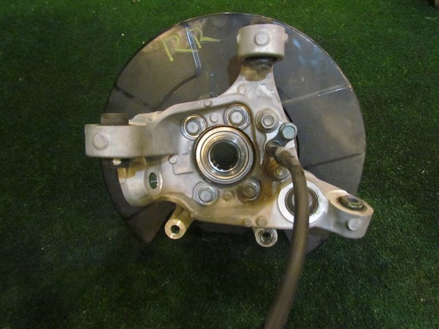 2014 Nissan 370z Rear RH Passenger Spindle