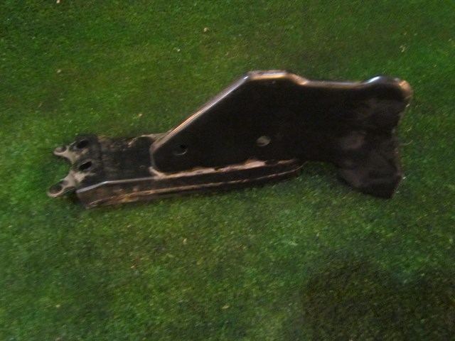 2014 Nissan 370z Nismo Rear RH Passenger Subframe Brace