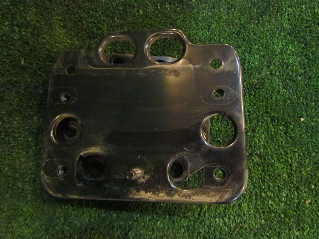 2014 NIssan 370z Nismo Rear RH Bumper Reinforcement Mount