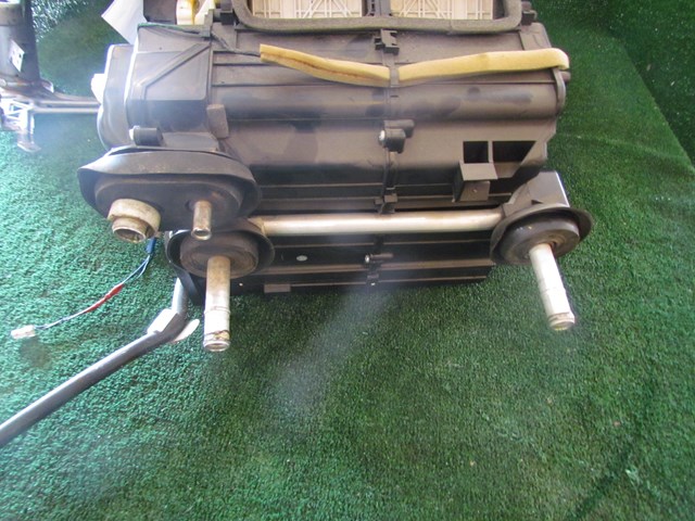 2005 Infiniti G35 Coupe Heater Core Assy 27110 AM610