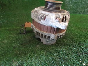 2005 Infiniti G35 Coupe Alternator 23100 CD010