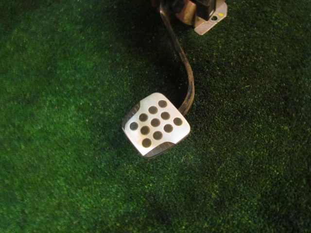 2005 Infiniti G35 Coupe Clutch Pedal