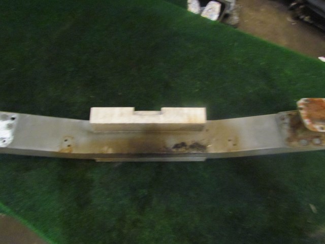 2005 Infiniti G35 Cpe Rear Bumper Reinforcement & LH Mount