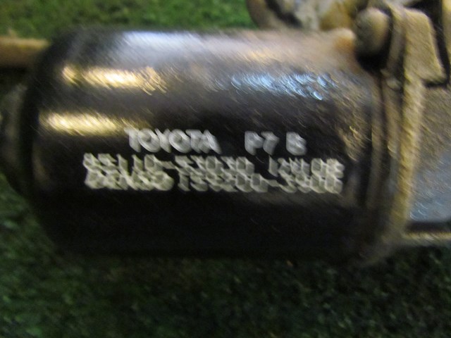 2001 Lexus IS300 Windshield Wiper Motor & Linkage 85110 53030