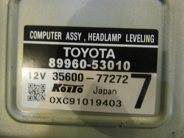 2001 Lexus IS300 Headlight Leveling Module 89960 53010