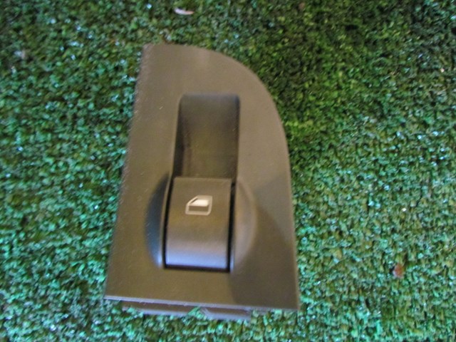 2005 Audi Allroad Rear LH Driver Window Switch 4B0 959 521