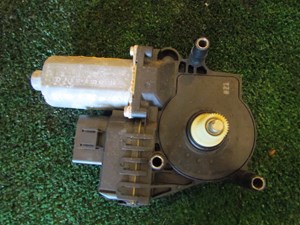 2005 Audi Allroad Front RH Passenger Window Motor