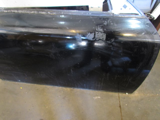 2005 Infiniti G35 Coupe RH Passenger Door-See Details