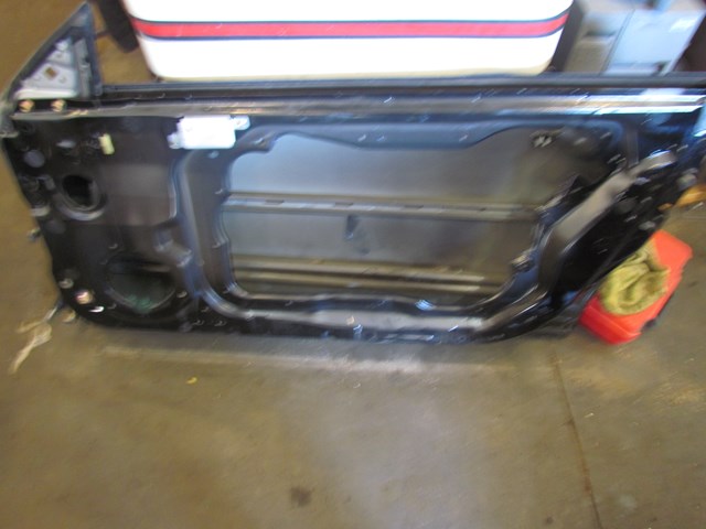 2005 Infiniti G35 Coupe RH Passenger Door-See Details