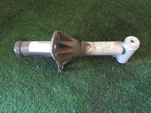 2005 Audi Allroad LH Bumper Reinforcement Mount