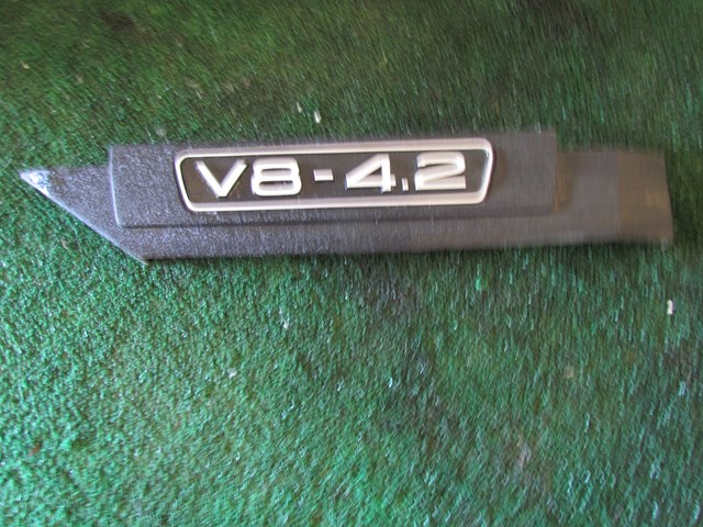 2005 Audi Allroad 4.2 V8 Engine Cover Portion