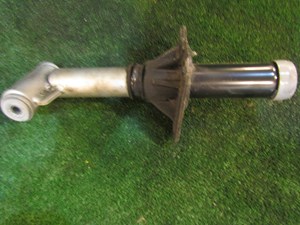 2005 Audi Allroad RH Front Bumper Reinforcement Mount 