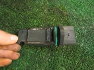 2005 Audi Allroad MAF Sensor Mass Air Flow Sensor